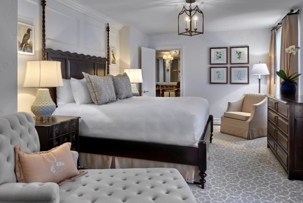 Deer Path Inn, Lake Forest, IL